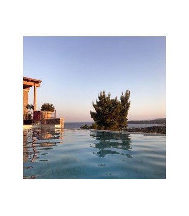 Διώροφη μονοκατοικία κοντά στο Πόρτο Χέλι