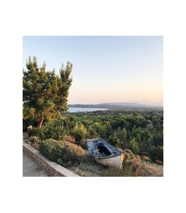 Διώροφη μονοκατοικία κοντά στο Πόρτο Χέλι