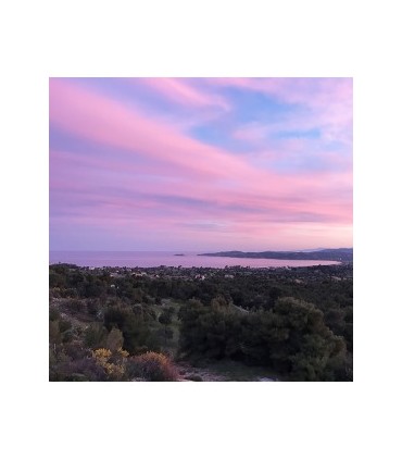 Διώροφη μονοκατοικία κοντά στο Πόρτο Χέλι